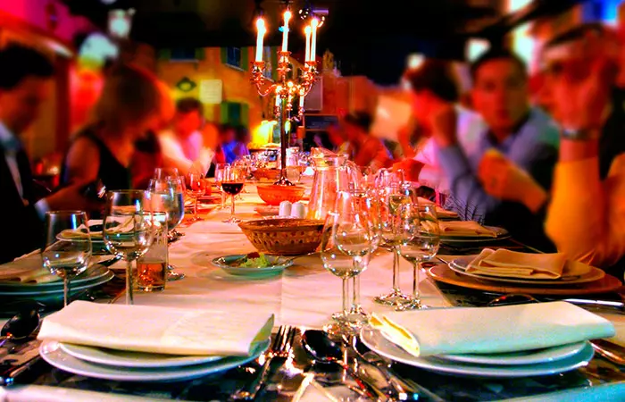 Банкет на теплоходе